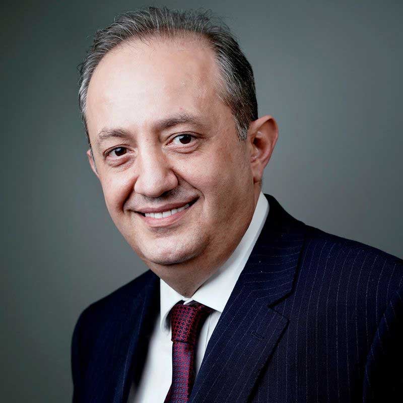 Dr.-Rami-Hamed---Orthopedic-Surgeon,-Spinal-Surgeon,-DRHC-Dubai-(1)