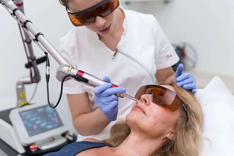 Melasma Treatment in Dubai with HELIOS III Laser