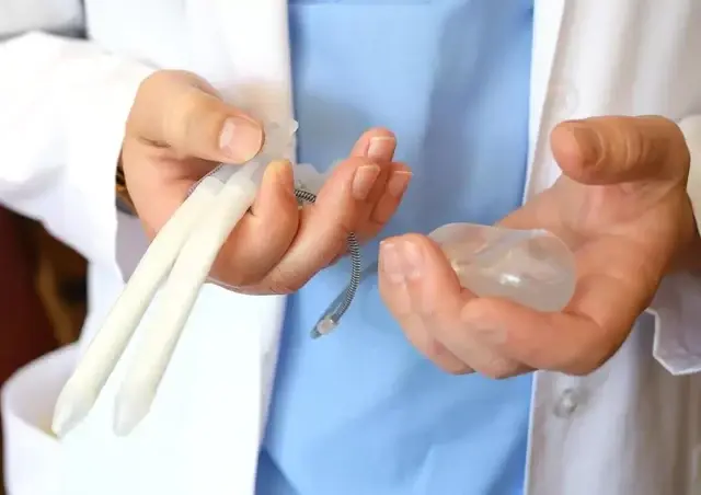 Penile Prosthesis for Peyronie’s Disease With Erectile Dysfunction Penile Prosthesis for Peyronie’s Disease With Erectile Dysfunction